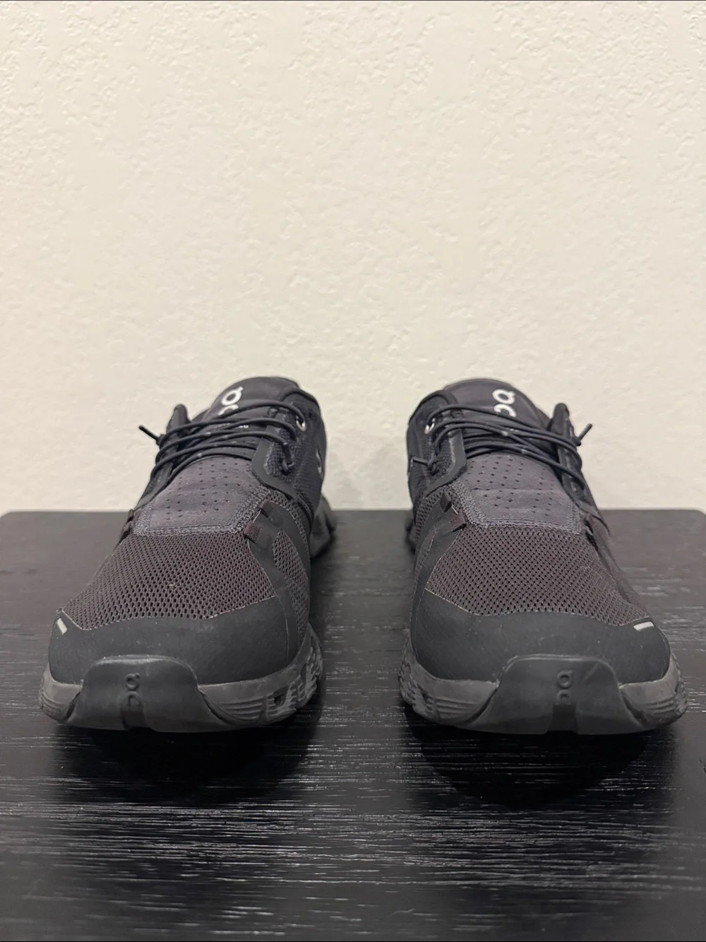 On Running Running Men's Cloudswift Black Running Shoes